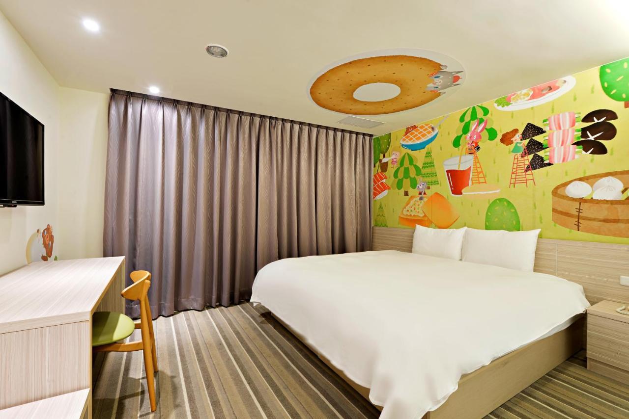 Whoops Hotel Taichung Dış mekan fotoğraf